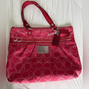 Coach‎ Poppy Signature Glam Tote.